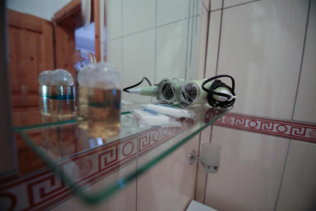 Bujtina Leon'S Apartments コルチャ エクステリア 写真